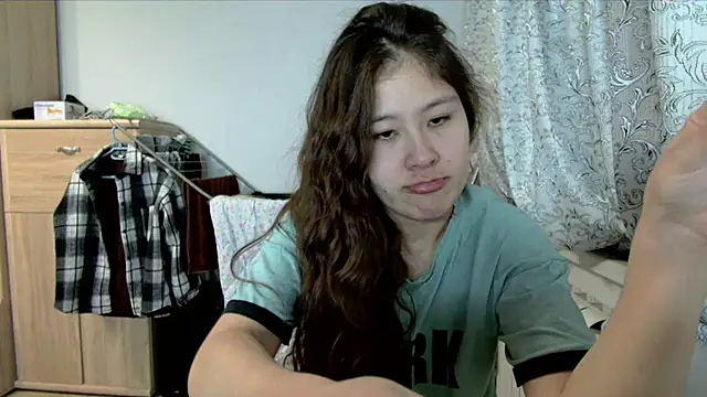 Riz girl online show from 01-08-26, 09:55