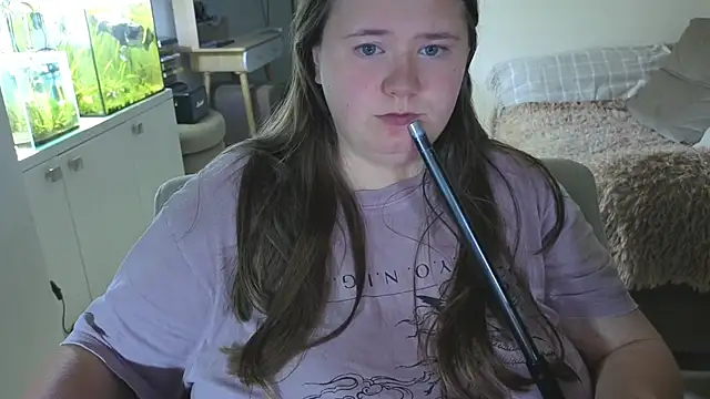 remirann  online show from 11-03-25, 04:41