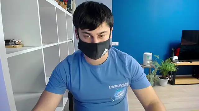 Snapshot of Tomguys chatting on 02-02-25, 03:39 Tomguys online show from 02-02-25, 03:39
