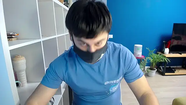 Snapshot of Tomguys chatting on 02-06-25, 03:31 Tomguys online show from 02-06-25, 03:31