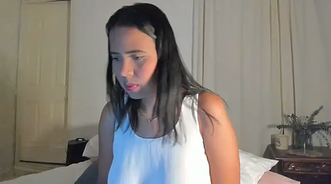 Snapshot of rosaaliiaa1 chatting on 03-20-25, 01:15 rosaaliiaa1 online show from 03-20-25, 01:15