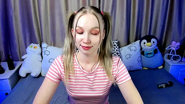 LilyStarlight online show from 12-09-24, 06:55
