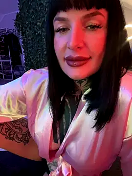 Snapshot of InkedBiitch chatting on 12-04-24, 05:49 InkedBiitch online show from 12-04-24, 05:49