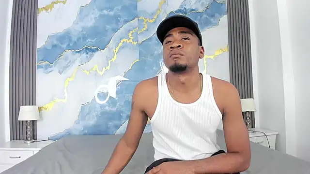 Snapshot of Kylieandjhonny chatting on 11-10-25, 07:46 Kylieandjhonny online show from 11-10-25, 07:46