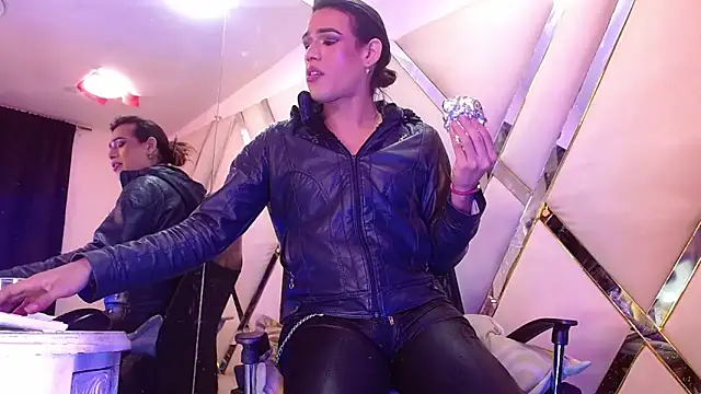 Snapshot of StefyFerrer chatting on 11-15-25, 02:09 StefyFerrer online show from 11-15-25, 02:09