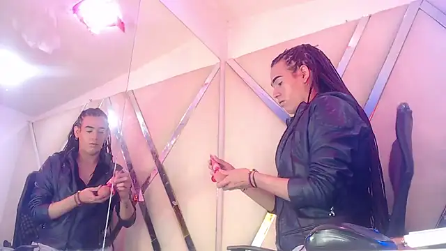 Snapshot of StefyFerrer chatting on 11-26-25, 03:18 StefyFerrer online show from 11-26-25, 03:18