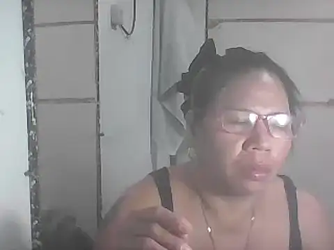 hotwet mama4uxx online show from 01-14-25, 03:36