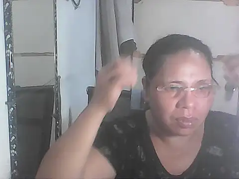 hotwet mama4uxx online show from 11-24-25, 11:32