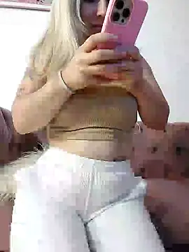 Snapshot of cositarica2555 chatting on 03-27-26, 11:43 cositarica2555 online show from 03-27-26, 11:43