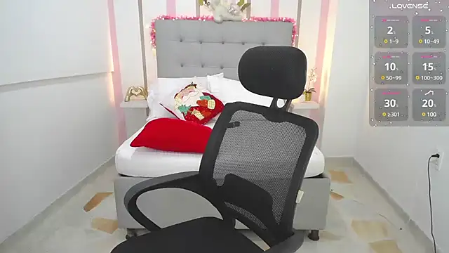 Anthonela love  online show from 12-16-24, 09:31