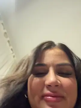 Celinaax online show from 02-05-25, 09:15