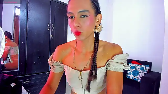 BritannyLord online show from 01-14-26, 07:30