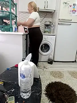 Snapshot of matbazell chatting on 02-03-26, 02:22 matbazell online show from 02-03-26, 02:22