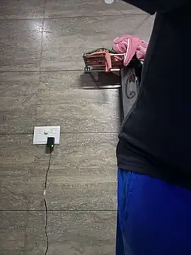 luciferdxm5 online show from 02-05-26, 04:17