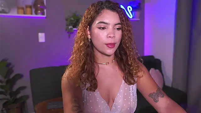 HannahEvanss online show from 11-22-25, 07:02