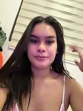 Snapshot of enourmousSAM chatting on 02-23-26, 01:30 enourmousSAM online show from 02-23-26, 01:30