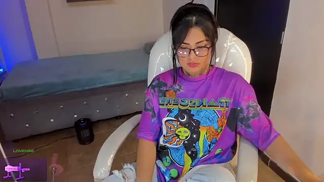 Catalinaa martinez online show from 03-21-25, 11:12