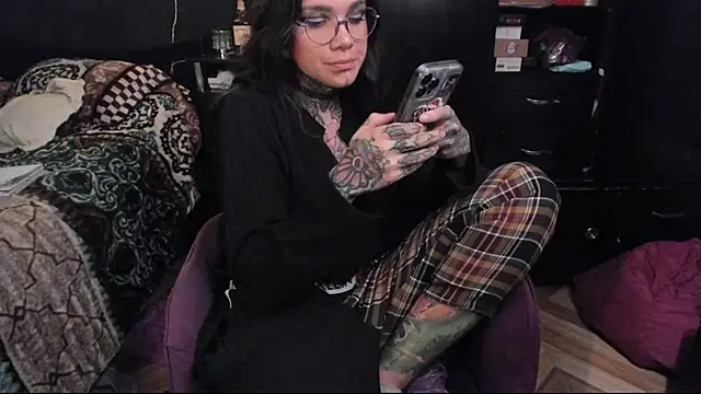 Lilmarieee online show from 03-15-25, 01:41
