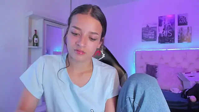 Amaia Daniells online show from 12-12-24, 07:41