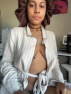 Snapshot of goddessxdreaxo chatting on 09-09-25, 12:37 goddessxdreaxo online show from 09-09-25, 12:37