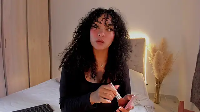 mariam hill online show from 11-22-25, 03:00