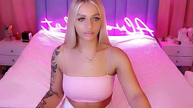 Snapshot of AllwaysHotJ chatting on 12-15-24, 03:24 AllwaysHotJ online show from 12-15-24, 03:24