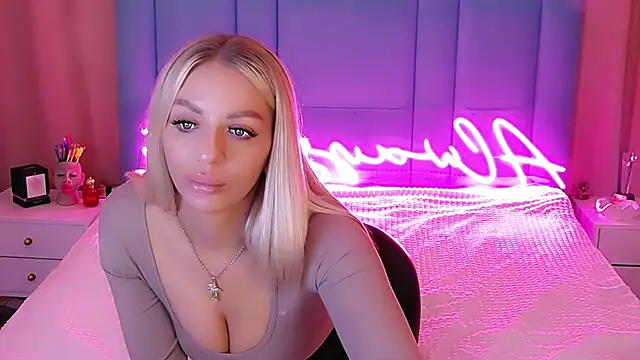 Snapshot of AllwaysHotJ chatting on 01-18-25, 02:36 AllwaysHotJ online show from 01-18-25, 02:36