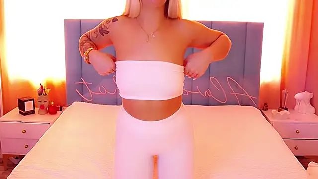 Snapshot of AllwaysHotJ chatting on 03-12-25, 03:13 AllwaysHotJ online show from 03-12-25, 03:13