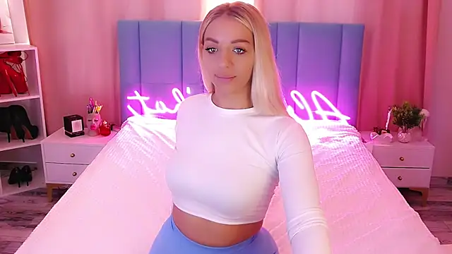 Snapshot of AllwaysHotJ chatting on 03-16-25, 02:21 AllwaysHotJ online show from 03-16-25, 02:21