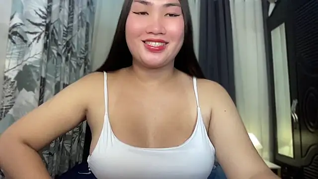 Snapshot of Miss_Deliciousness chatting on 10-29-25, 03:47 Miss Deliciousness online show from 10-29-25, 03:47