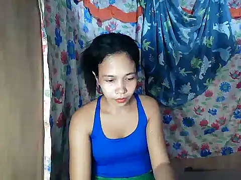 Snapshot of PinaySkinnyGirl chatting on 02-19-26, 01:40 PinaySkinnyGirl online show from 02-19-26, 01:40