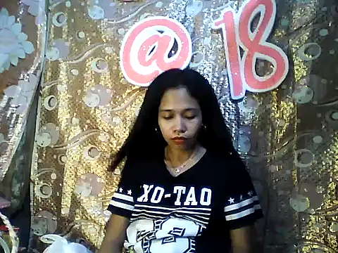 Snapshot of PinaySkinnyGirl chatting on 02-20-26, 06:26 PinaySkinnyGirl online show from 02-20-26, 06:26