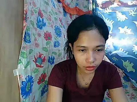 Snapshot of PinaySkinnyGirl chatting on 03-04-26, 01:44 PinaySkinnyGirl online show from 03-04-26, 01:44