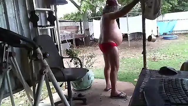 herbie010666 online show from 01-30-25, 05:09