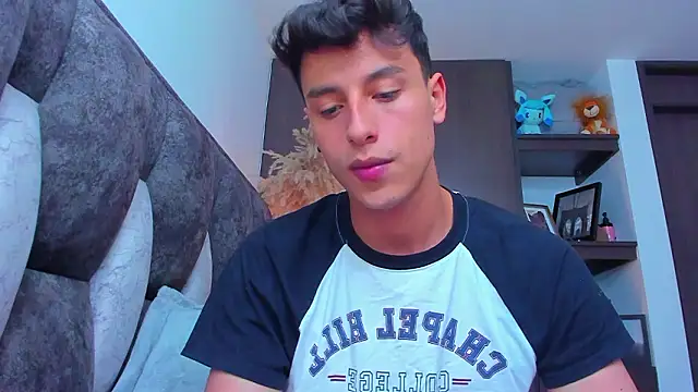 Snapshot of I_Gabriel chatting on 12-04-24, 11:57 I Gabriel online show from 12-04-24, 11:57