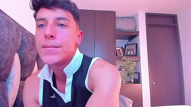 Snapshot of I_Gabriel chatting on 12-11-24, 06:31 I Gabriel online show from 12-11-24, 06:31