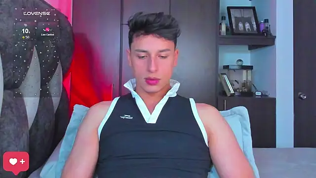 Snapshot of I_Gabriel chatting on 03-05-25, 10:10 I Gabriel online show from 03-05-25, 10:10