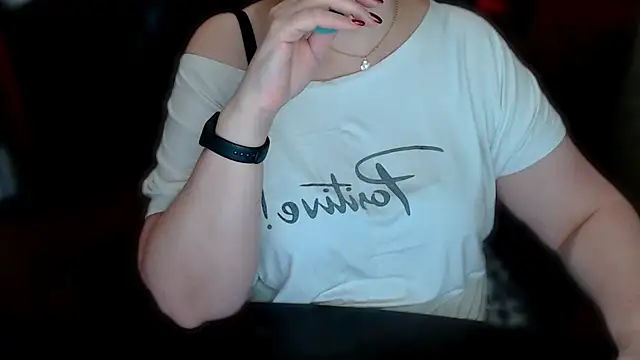 Snapshot of AlisaHot55 chatting on 01-19-26, 01:26 AlisaHot55 online show from 01-19-26, 01:26