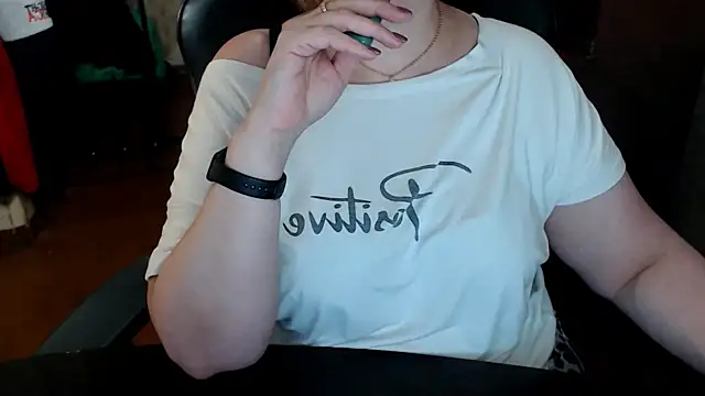 Snapshot of AlisaHot55 chatting on 02-18-26, 12:12 AlisaHot55 online show from 02-18-26, 12:12