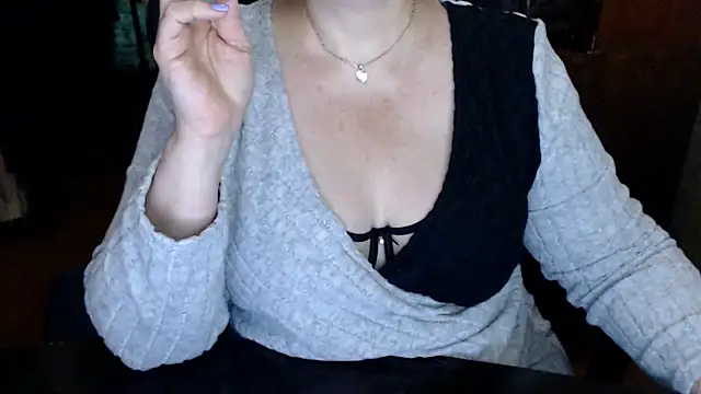 Snapshot of AlisaHot55 chatting on 03-16-26, 11:36 AlisaHot55 online show from 03-16-26, 11:36