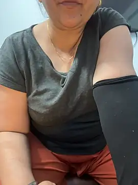 Snapshot of Preet_Kaur_69 chatting on 12-26-24, 06:33 Preet Kaur 69 online show from 12-26-24, 06:33