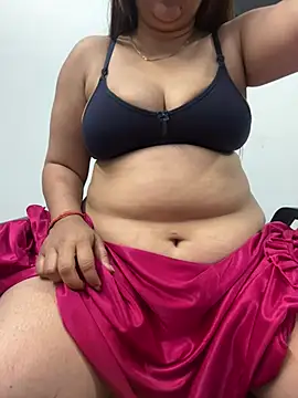 Snapshot of Preet_Kaur_69 chatting on 01-21-25, 10:08 Preet Kaur 69 online show from 01-21-25, 10:08
