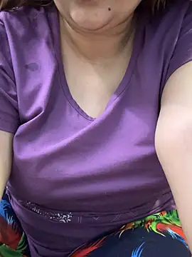 Snapshot of Preet_Kaur_69 chatting on 09-15-25, 10:37 Preet Kaur 69 online show from 09-15-25, 10:37