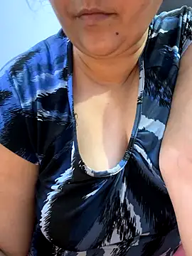 Snapshot of Preet_Kaur_69 chatting on 09-30-25, 06:35 Preet Kaur 69 online show from 09-30-25, 06:35