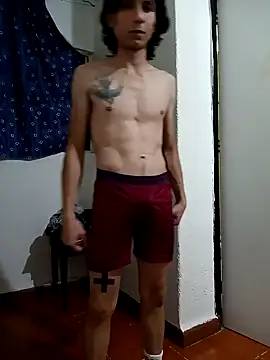 Snapshot of Latinopervs chatting on 02-13-25, 05:37 Latinopervs online show from 02-13-25, 05:37