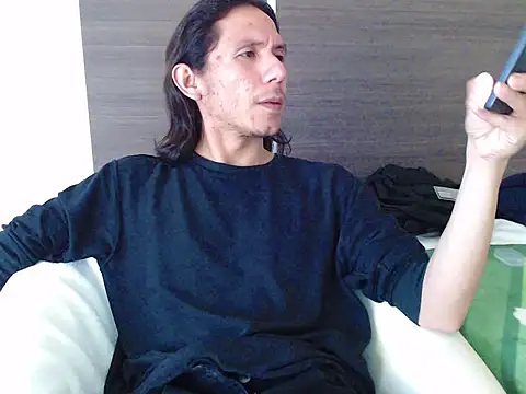 Latinopervs online show from 11-16-25, 09:31