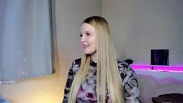 Snapshot of Ssweet_annie chatting on 10-22-25, 04:07 Ssweet annie online show from 10-22-25, 04:07