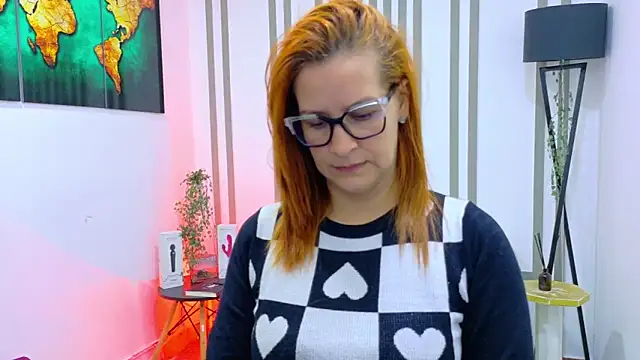 Britney taylor  online show from 10-24-25, 12:08