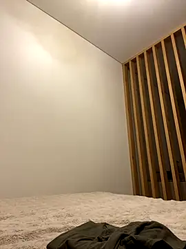 little belucci online show from 11-23-25, 04:29