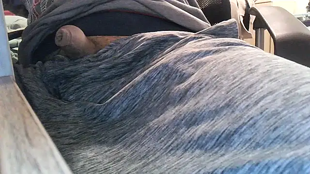 patrasdick94 online show from 01-06-26, 06:11